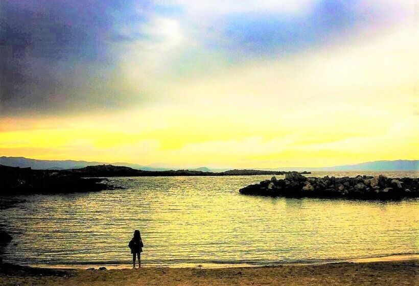 Zorbas Beach Village