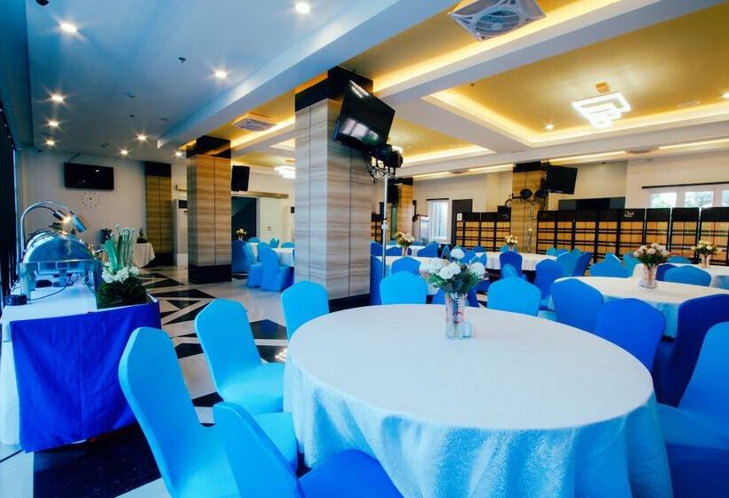 Facade By Hotel Fina