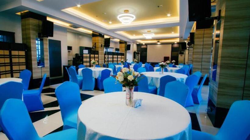 Facade By Hotel Fina