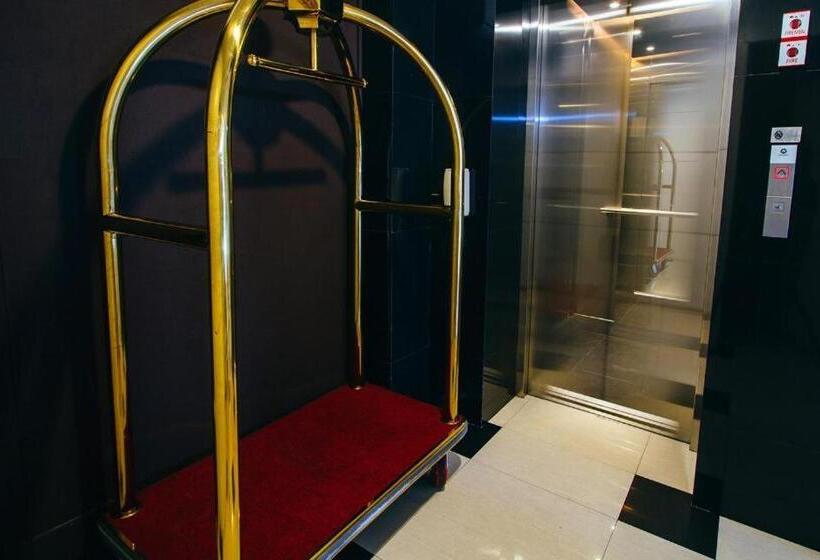 Facade By Hotel Fina