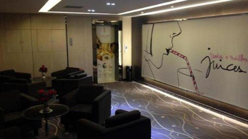 فندق 7 Days Premium Lintao City Golden Street Shopping Plaza Branch