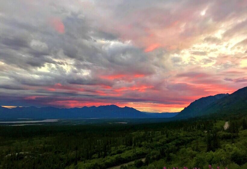 فندق Alpine Creek Lodge