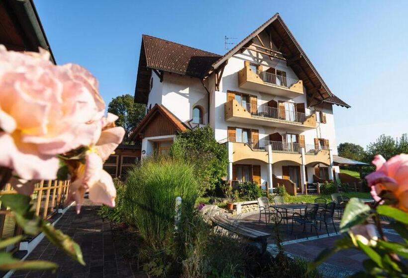 ホテル Breitenfelderhof Zur Riegersburg