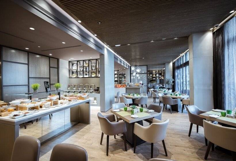 هتل Centro Mada Amman By Rotana