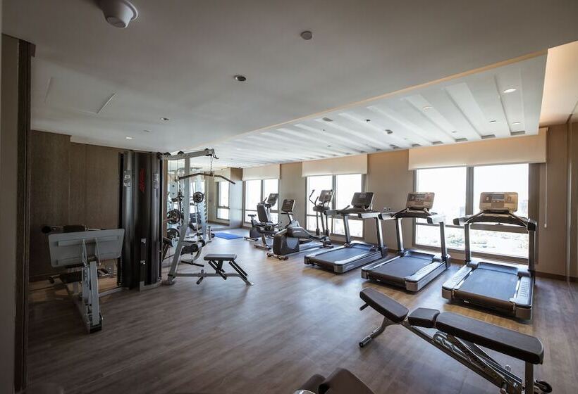 هتل Centro Mada Amman By Rotana