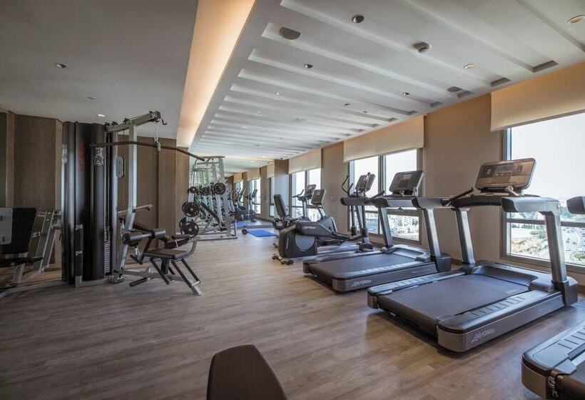 هتل Centro Mada Amman By Rotana