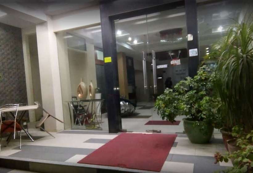 فندق Ey Miner Suites Borromeo