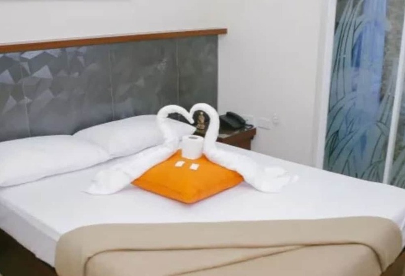 فندق Ey Miner Suites Borromeo