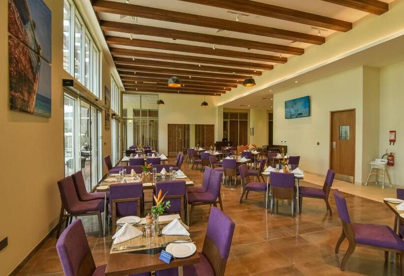 Golden Tulip Zanzibar Airport Hotel & Spa