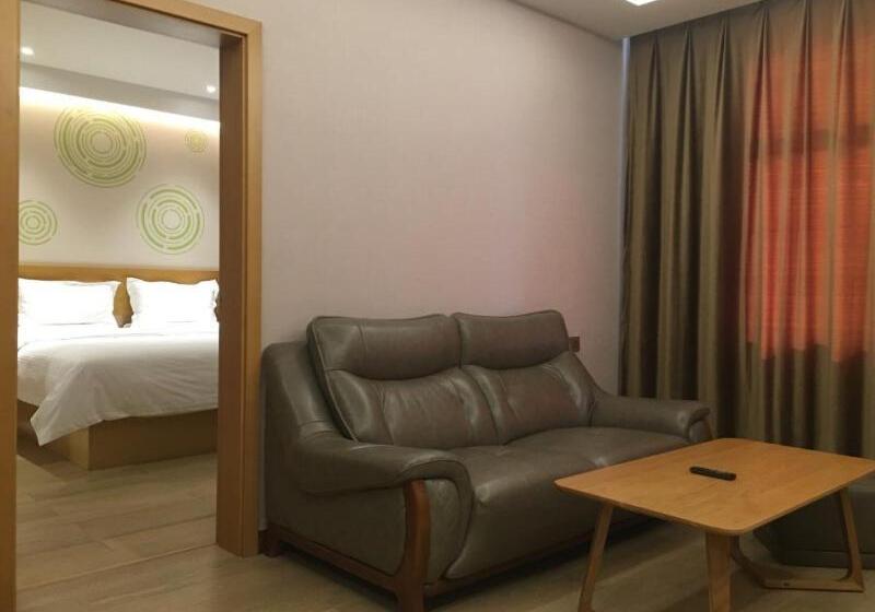 Отель Greentree Inn Jinzhong Xiyang County Bus Station Business