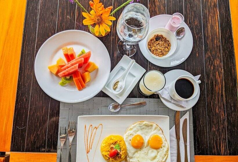 فندق Kapari Natural Lodge & Spa