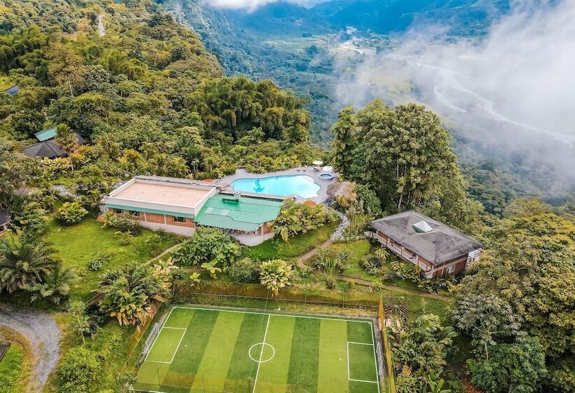 فندق Kapari Natural Lodge & Spa