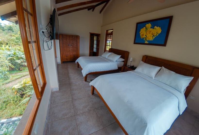 فندق Kapari Natural Lodge & Spa