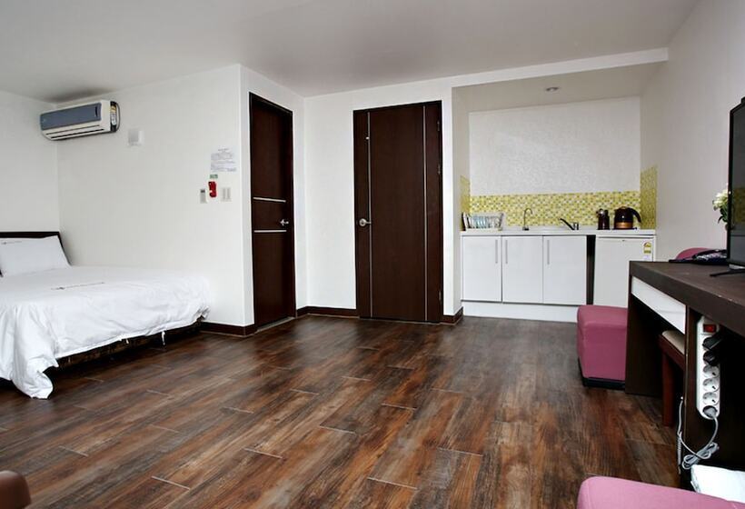 Hotel Manripo