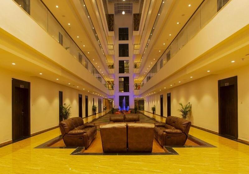 Отель Sarovar Portico Somnath