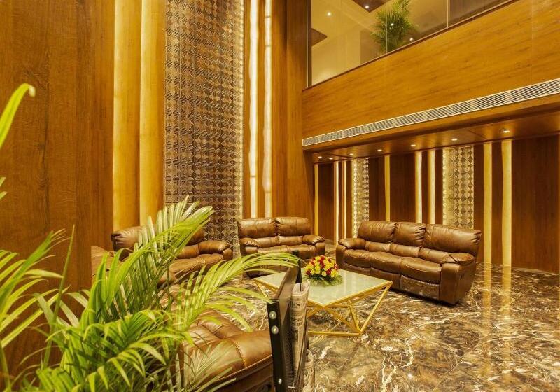 Отель Sarovar Portico Somnath