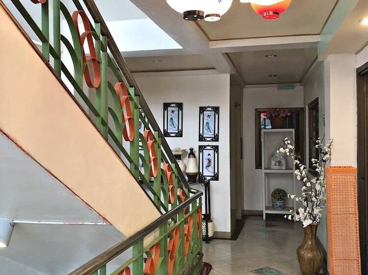 هتل Tabaco Gardenia