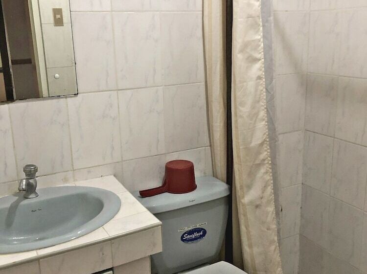 هتل Tabaco Gardenia