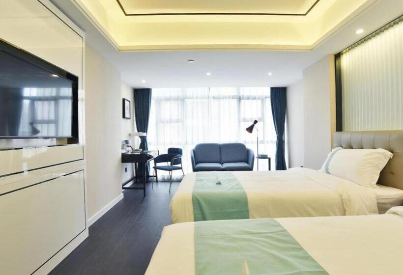 Xana Hotelle Wuhan Lingjiao Lake Wanda Plaza Branch