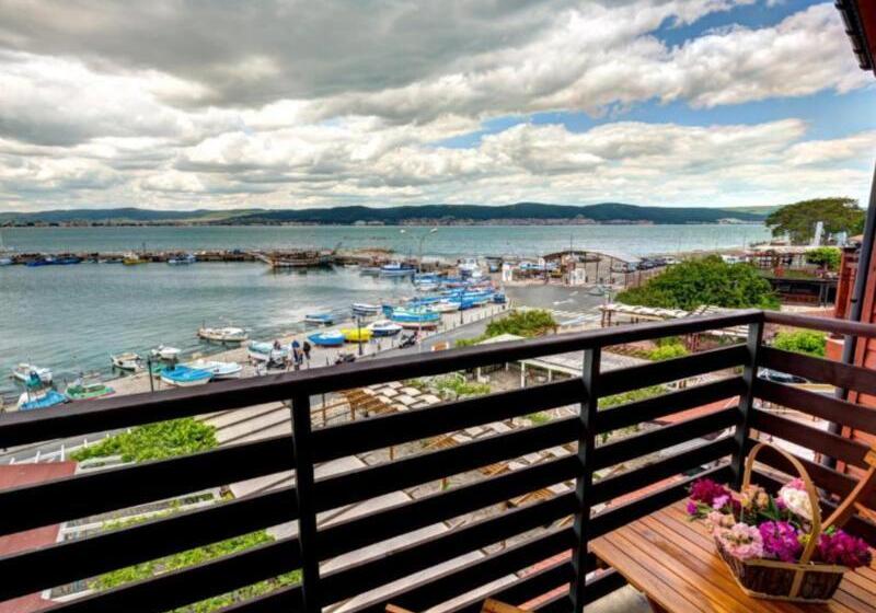 Panorama Blue Family Hotel And Free Parking