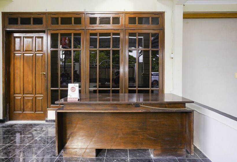 Hostel Prestige Residence By Oyo Rooms