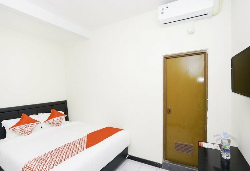 Hostel Prestige Residence By Oyo Rooms
