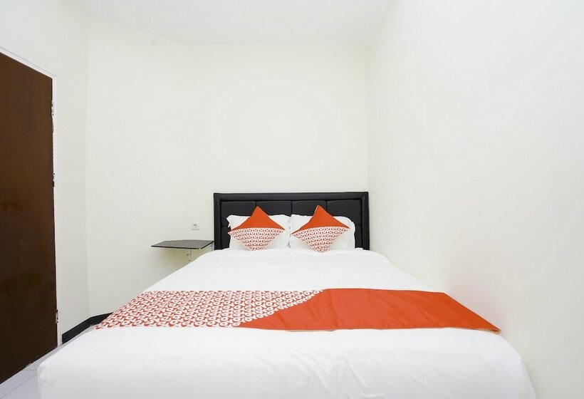 Hostel Prestige Residence By Oyo Rooms