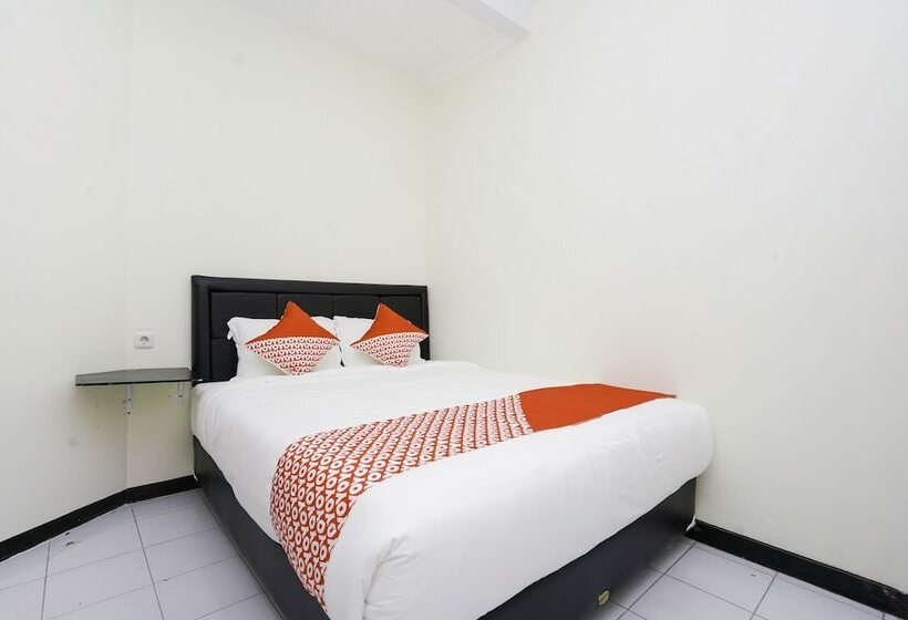 Hostel Prestige Residence By Oyo Rooms