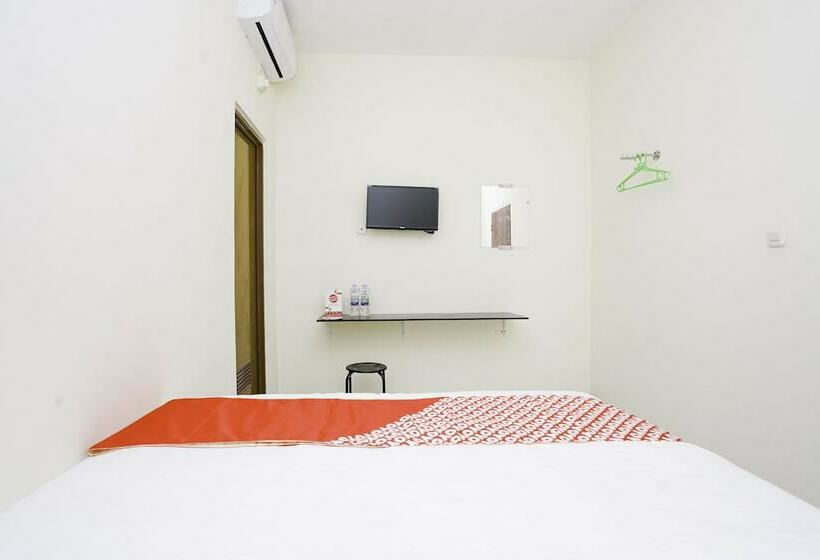 Hostel Prestige Residence By Oyo Rooms