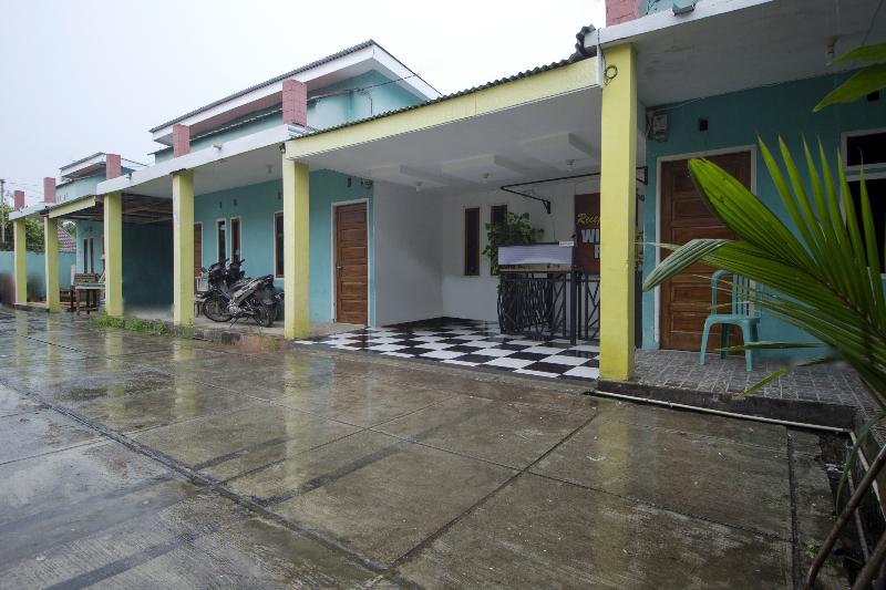 הוסטל Wisma Ria By Oyo Rooms