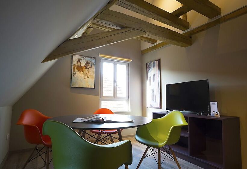 Anno Domini 1716  Boutique