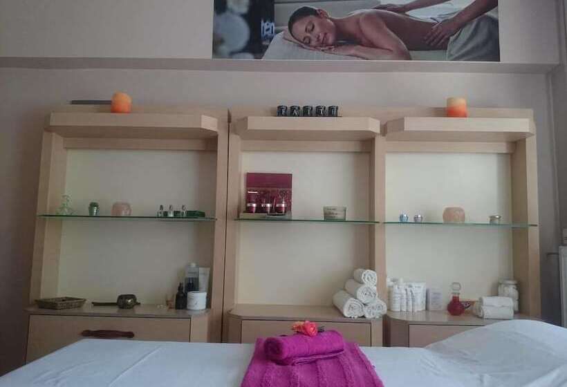 Bay Holiday Hotel & Spa