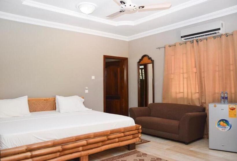 فندق Aborigines Beach Resort