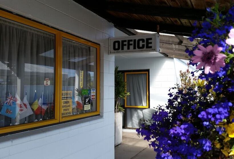 Accommodation At Te Puna Motel