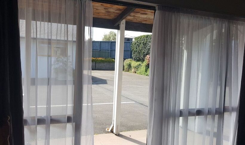 Accommodation At Te Puna Motel