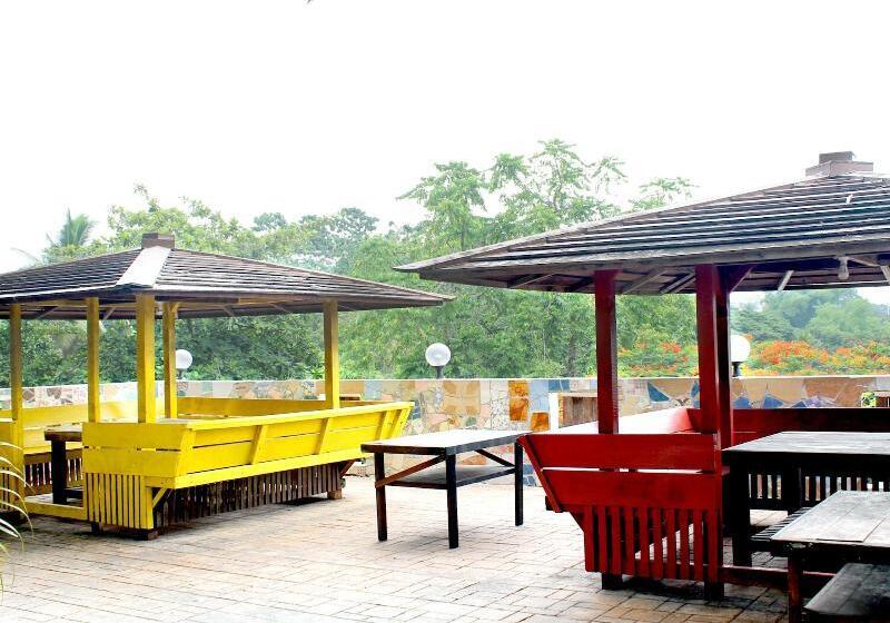 هتل Altaroca Mountain Resort Antipolo