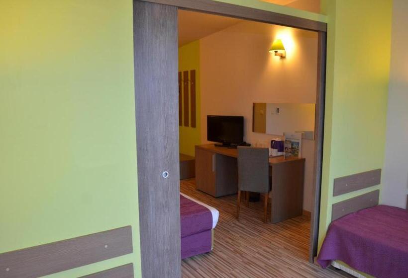 Aqua Nevis Hotel & Aqua Park   All Inclusive