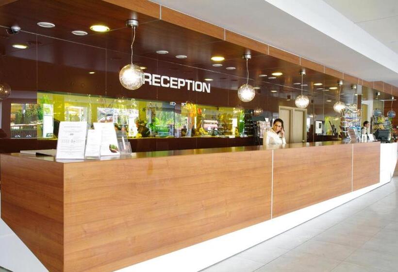 Aqua Nevis Hotel & Aqua Park   All Inclusive