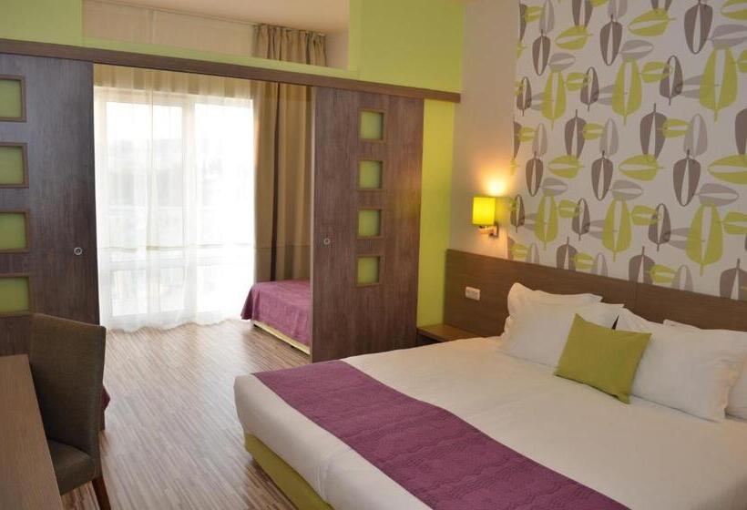 Aqua Nevis Hotel & Aqua Park   All Inclusive