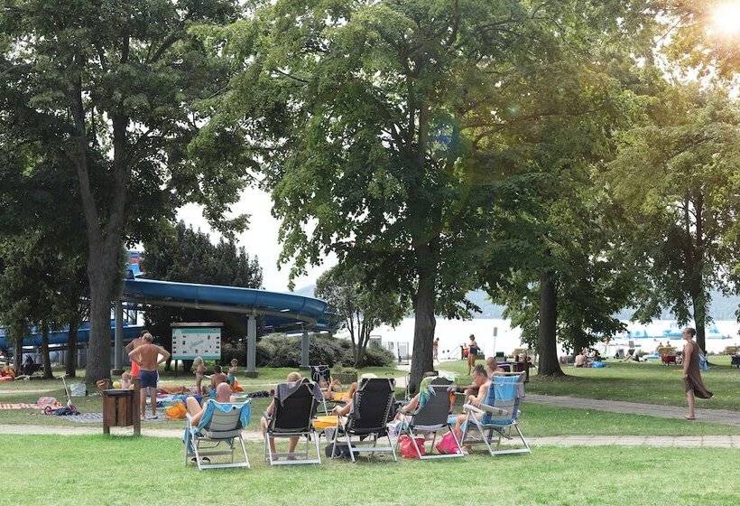 Отель Balatontourist Füred Kemping&üdülőfalu