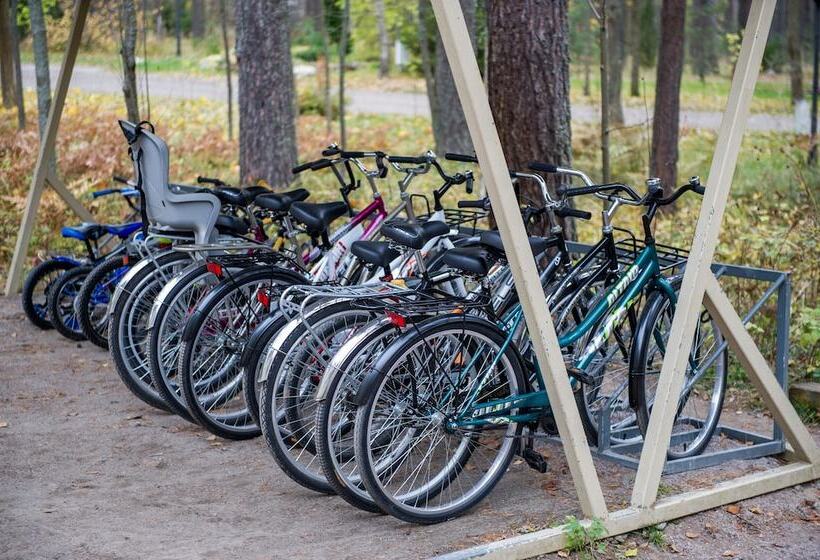 בית מלון כפרי Country Club Dacha