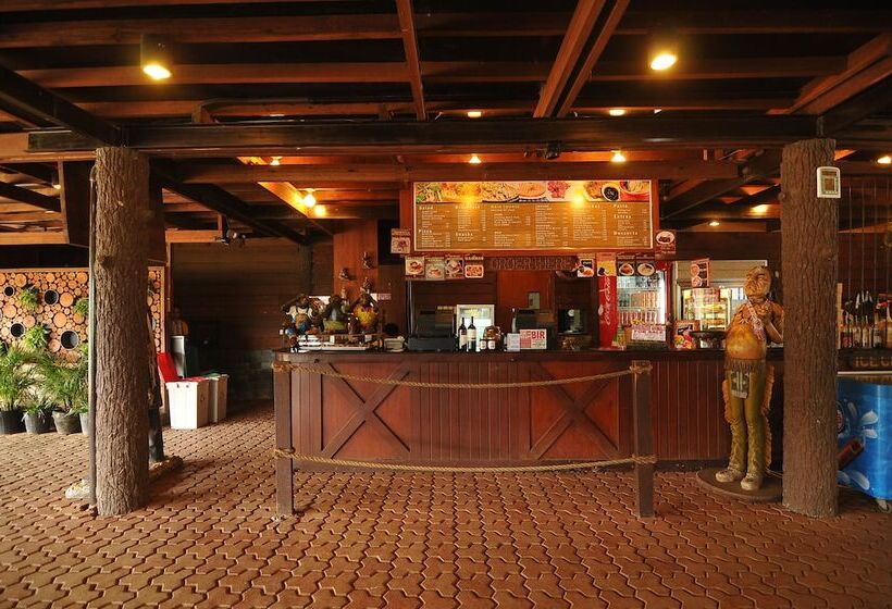 בית מלון כפרי Dahilayan Forest Park Resort