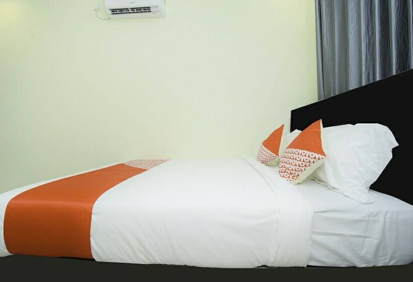 בית מלון כפרי Edelweiss Residence Syariah By Oyo Rooms