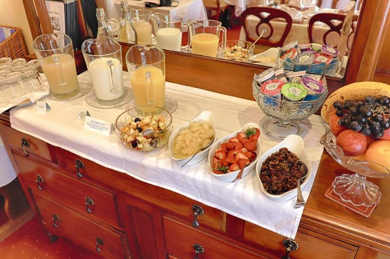 فندق Holcombe House Guest House