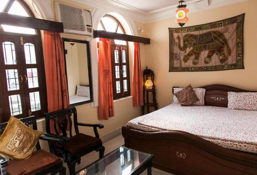 هتل Kanhaia Haveli