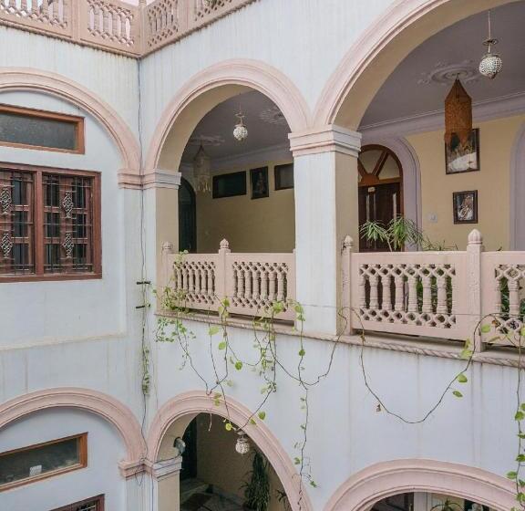 هتل Kanhaia Haveli