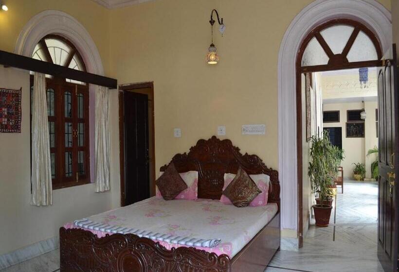 هتل Kanhaia Haveli