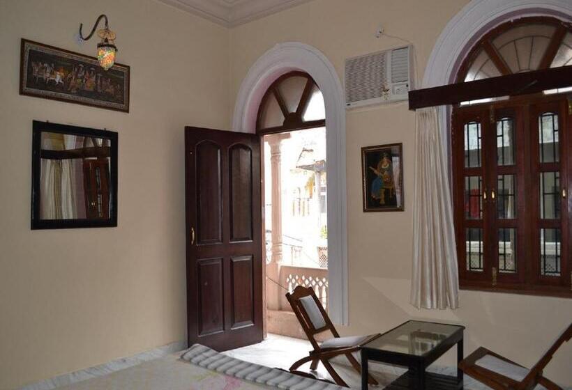 هتل Kanhaia Haveli