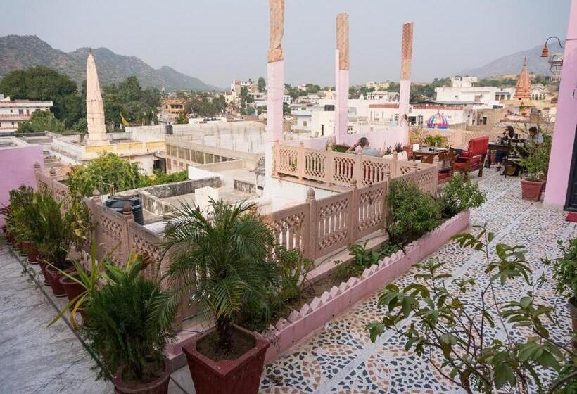 هتل Kanhaia Haveli