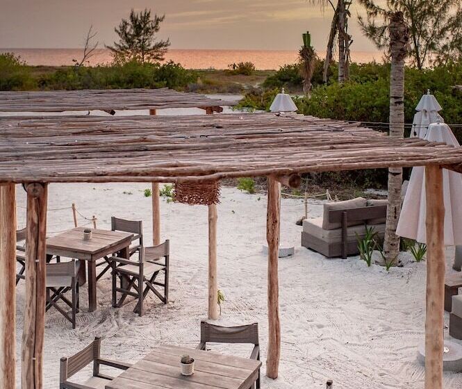 Naay Boutique Hotel Holbox